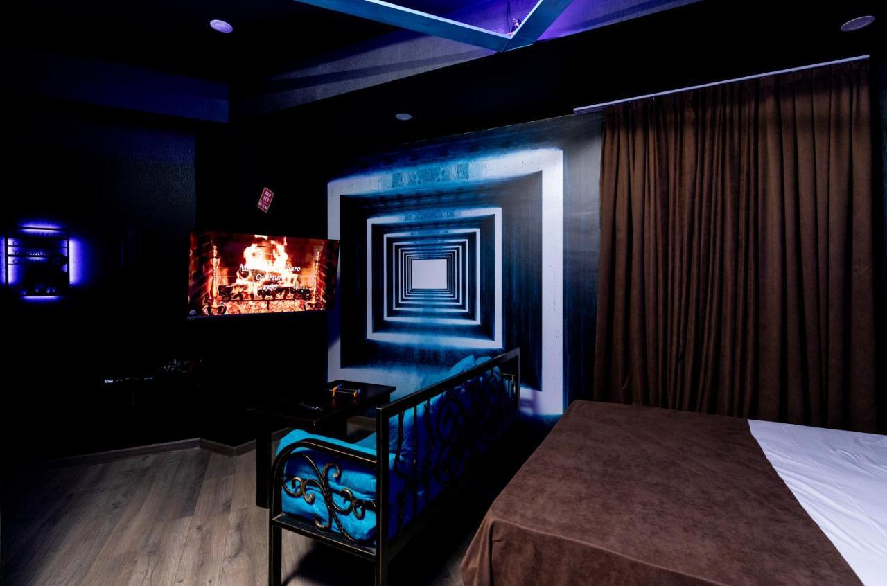 My Music Hotel Баку Экстерьер фото
