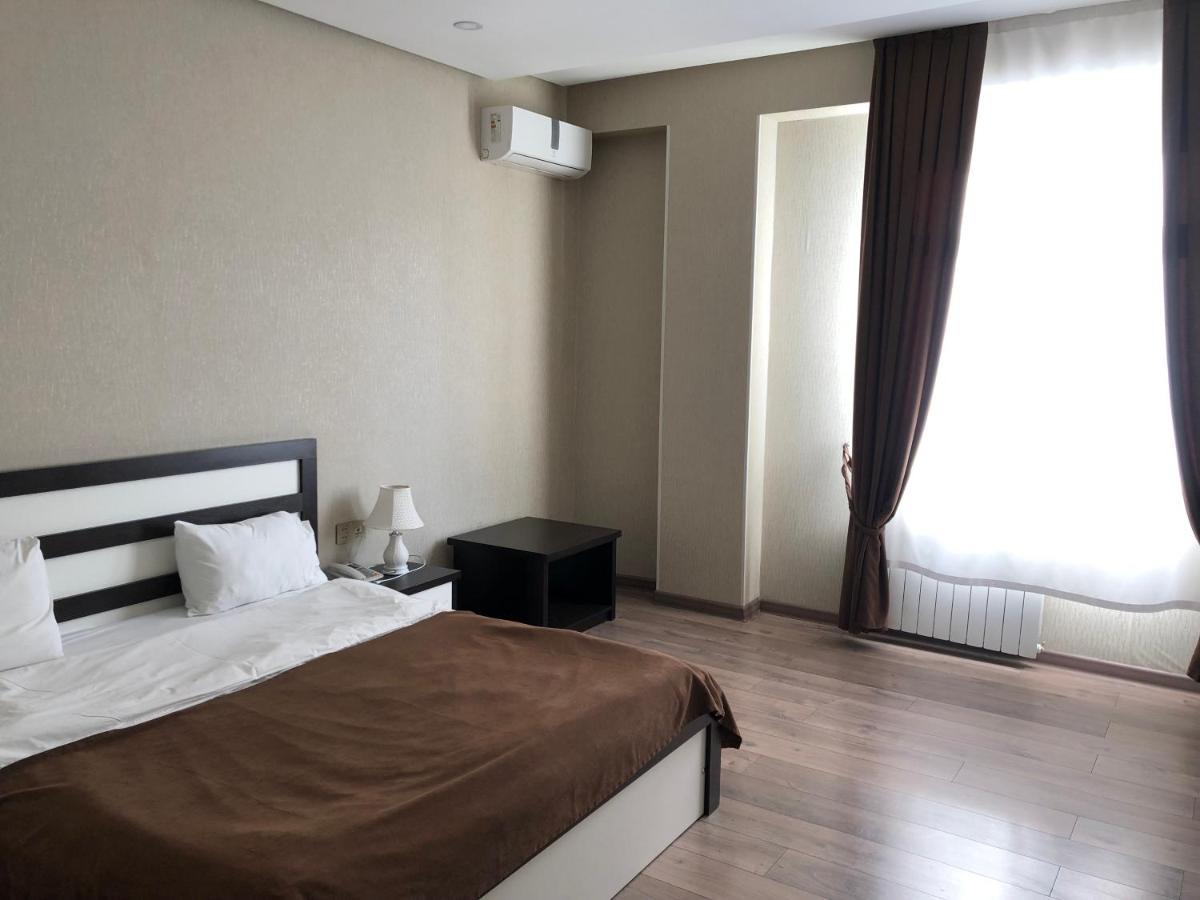 My Music Hotel Баку Экстерьер фото