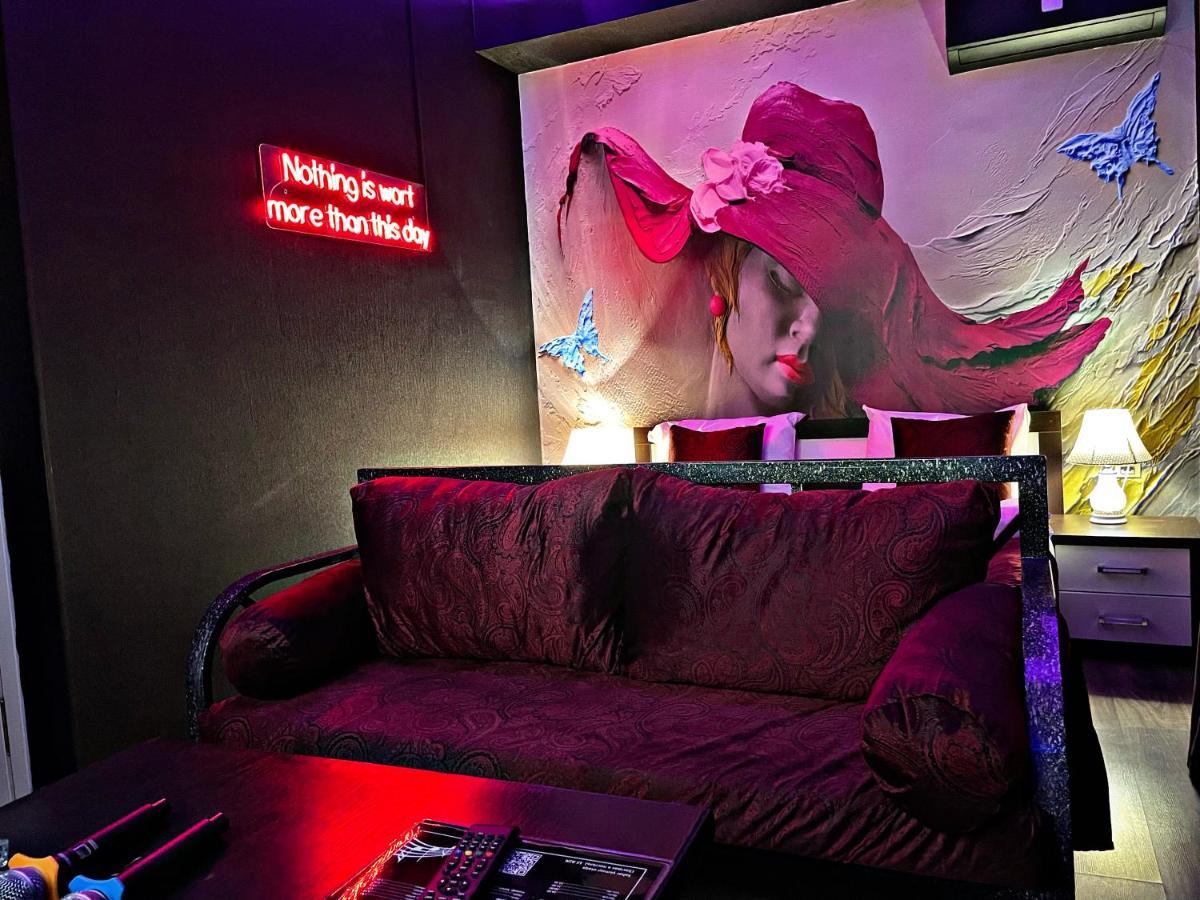 My Music Hotel Баку Экстерьер фото