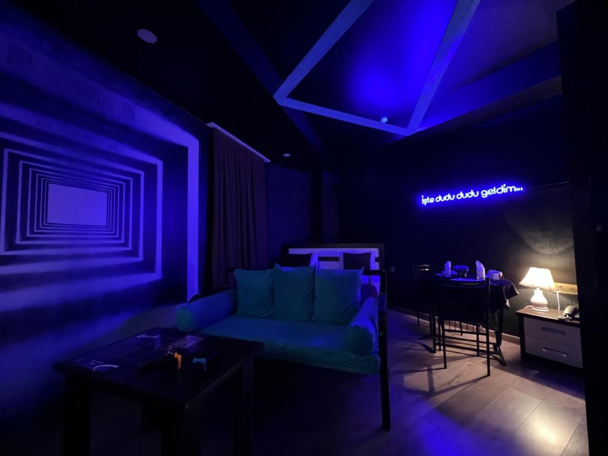 My Music Hotel Баку Экстерьер фото