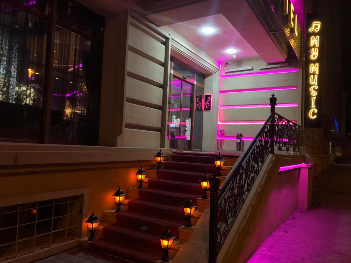 My Music Hotel Баку Экстерьер фото